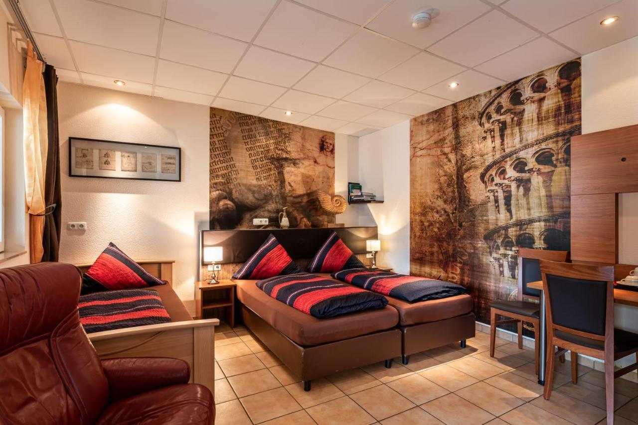 Land-Hotel Zum Schwan, Garni Weilerswist-Metternich, 3 E-Ladestationen, Naehe Phantasialand, Palmenparadies Euskirchen Ngoại thất bức ảnh