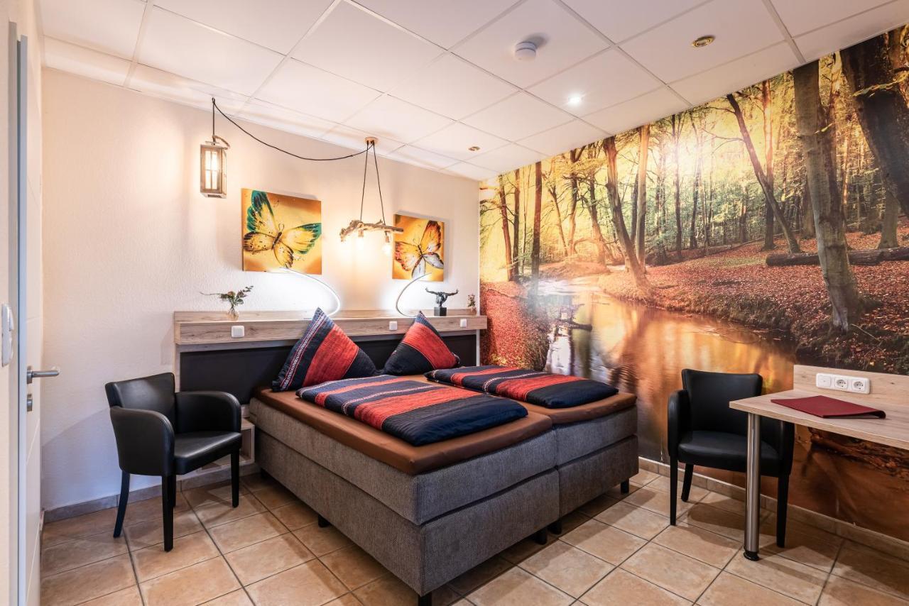Land-Hotel Zum Schwan, Garni Weilerswist-Metternich, 3 E-Ladestationen, Naehe Phantasialand, Palmenparadies Euskirchen Ngoại thất bức ảnh