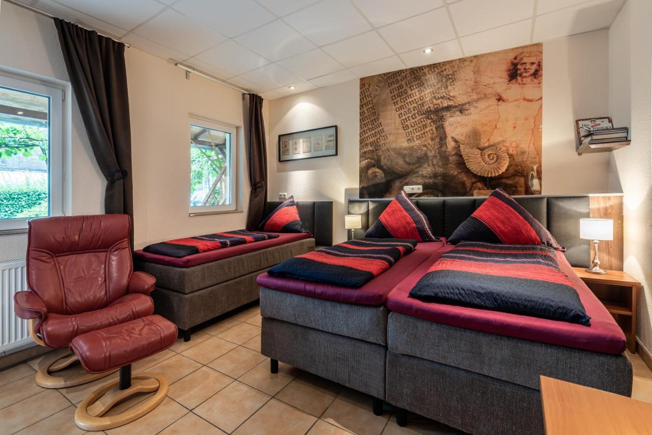 Land-Hotel Zum Schwan, Garni Weilerswist-Metternich, 3 E-Ladestationen, Naehe Phantasialand, Palmenparadies Euskirchen Ngoại thất bức ảnh